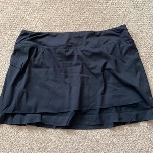black athleta tennis skirt